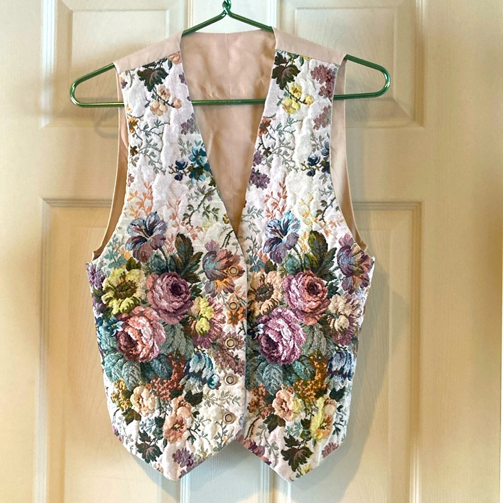 Vintage Handmade Tapestry Floral Vest Cottagecore Grandmacore M